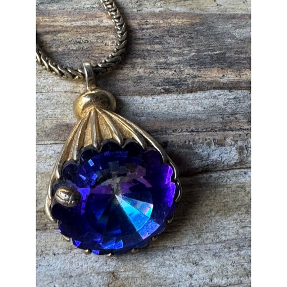 Vintage Givenchy Gold-Tone Necklace With Blue & Purple Crystal Pendant - Picture 4 of 8